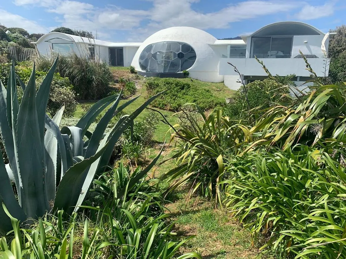 Ferienhaus Iconic & Curvaceous Beach House Waikanae Neuseeland